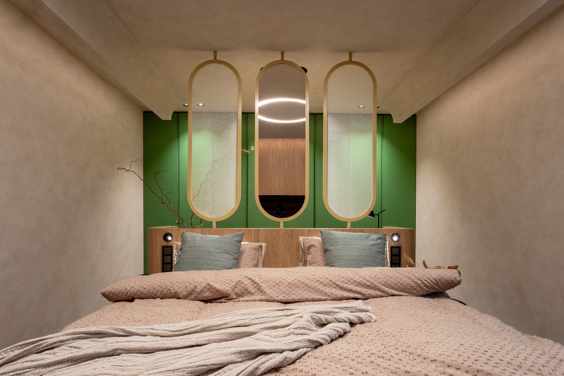 LAMARTY in the decor "Arabica " in the project "Dachny Answer" on the NTV channel. A bedroom for anglers.