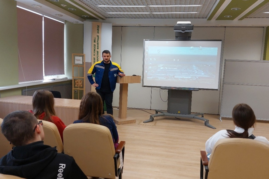 Экскурсия студентов СЛТ на Сыктывкарский фанерный завод | 22.02.2024