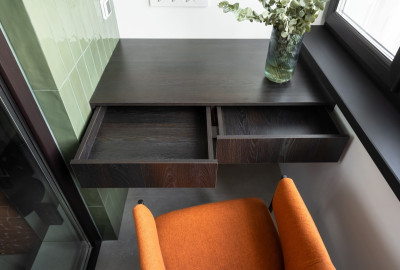 Рабочий стол на балконе (Одиссея)